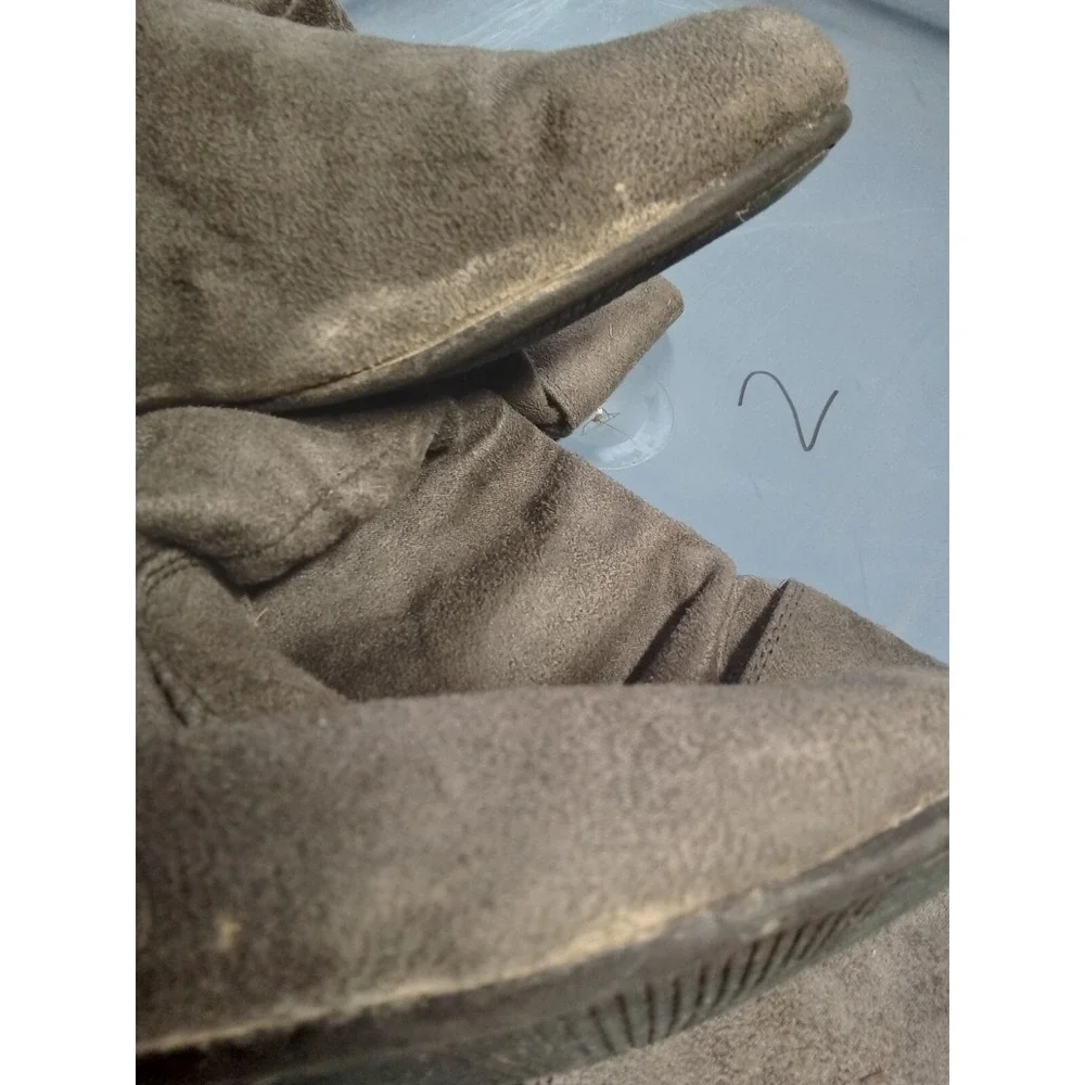 Kohls‎ Gray Knee High Boots Size 7